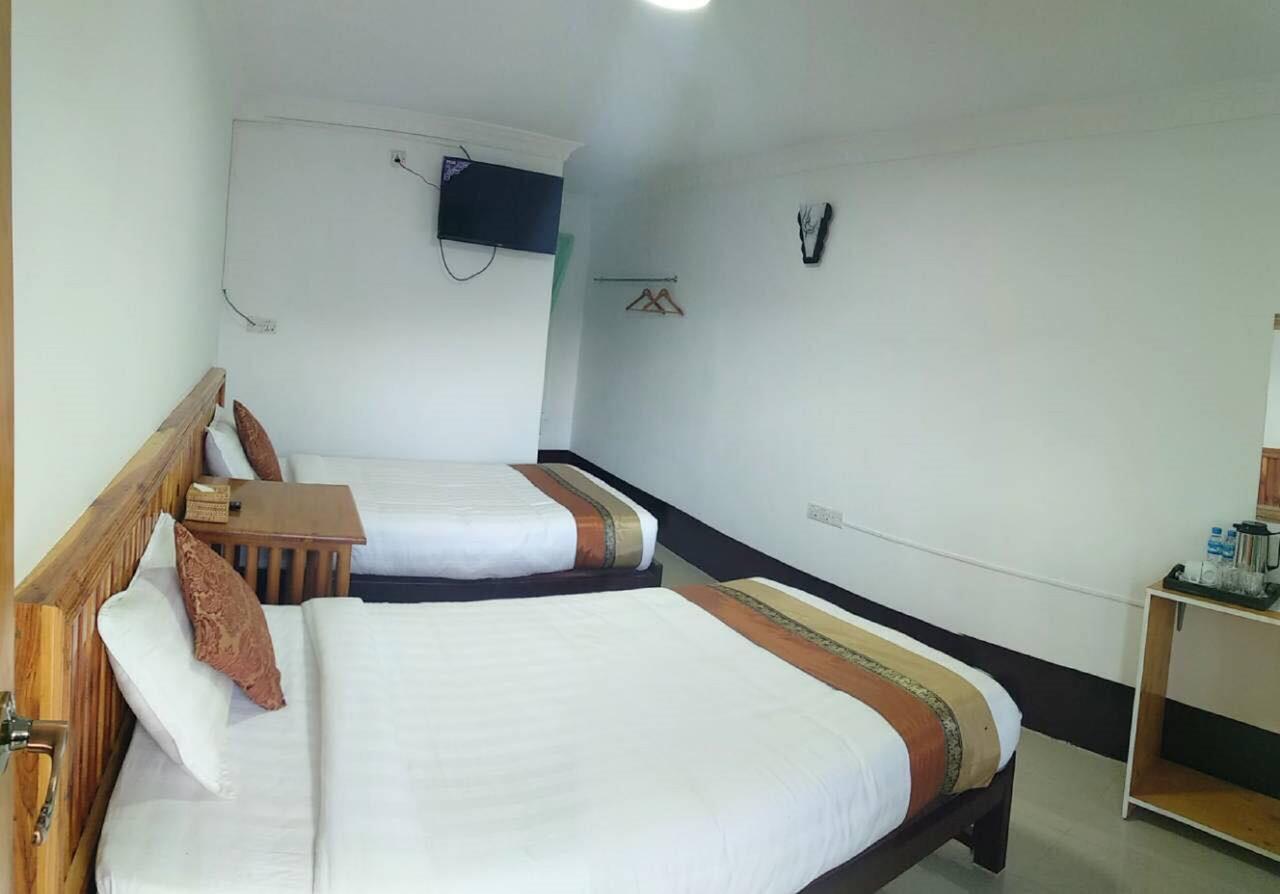 Full Moon Guesthouse Kalaw Buitenkant foto