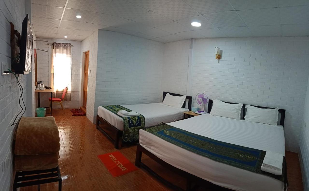 Full Moon Guesthouse Kalaw Buitenkant foto